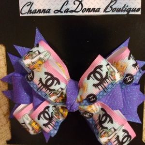 Hair bows